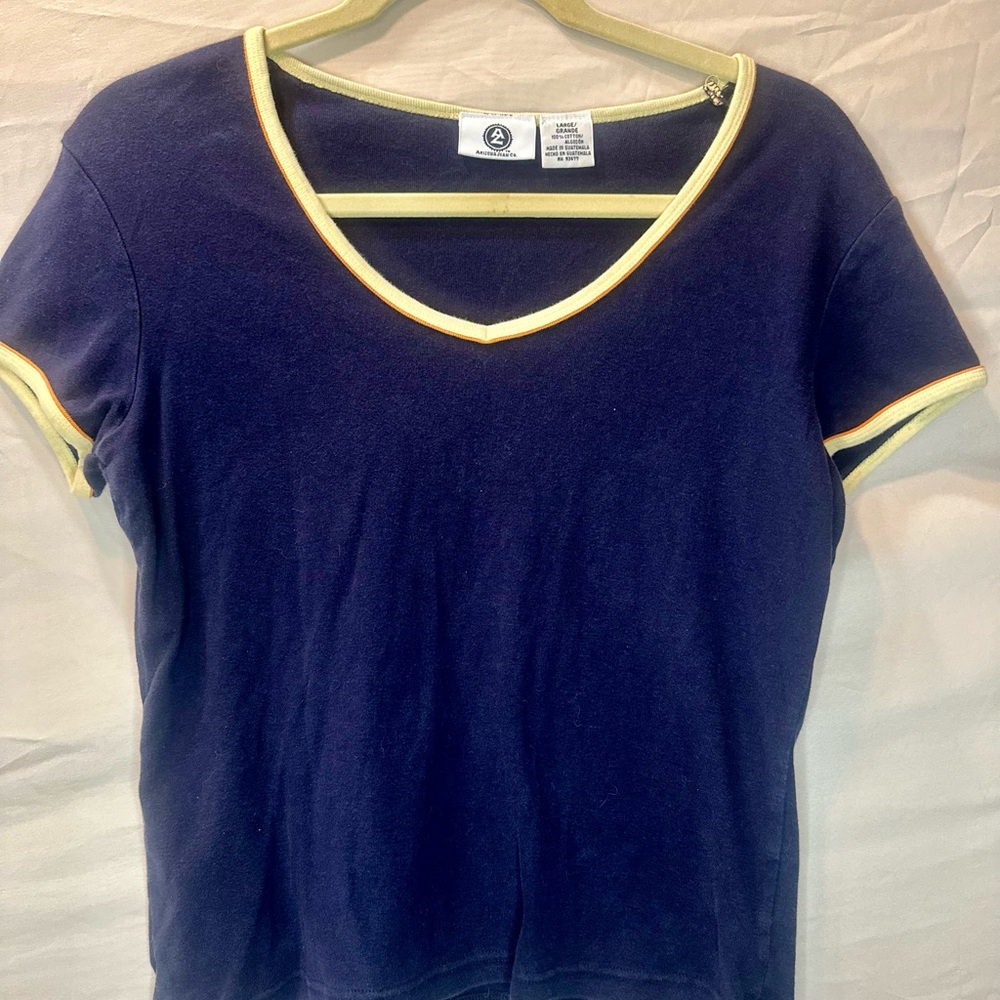 Vintage Arizona Jean Company Navy and Yellow Short Sleeve Tee